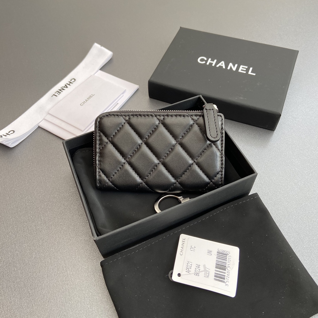 Chanel 香奈兒 Leather Goods
