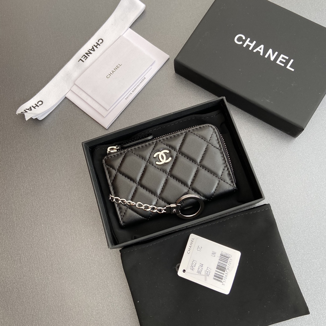 Chanel 香奈兒 Leather Goods