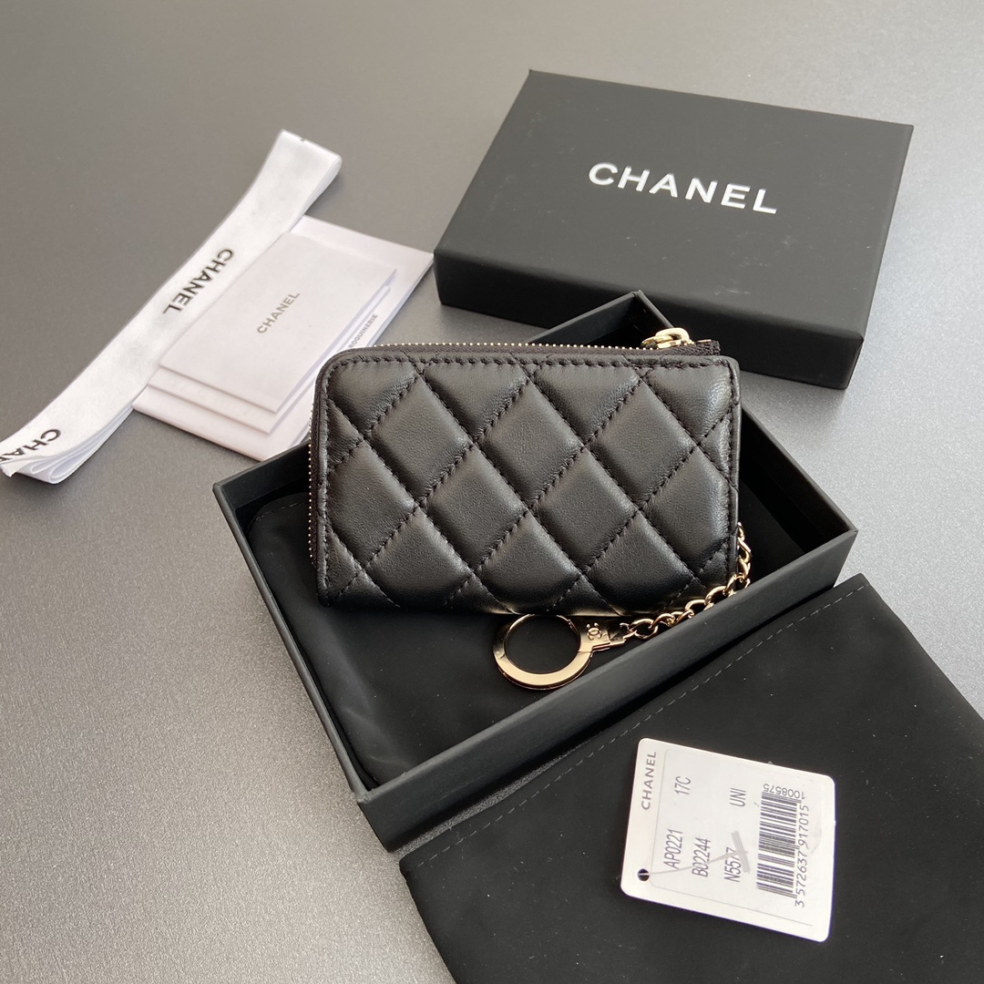 Chanel 香奈兒 Leather Goods