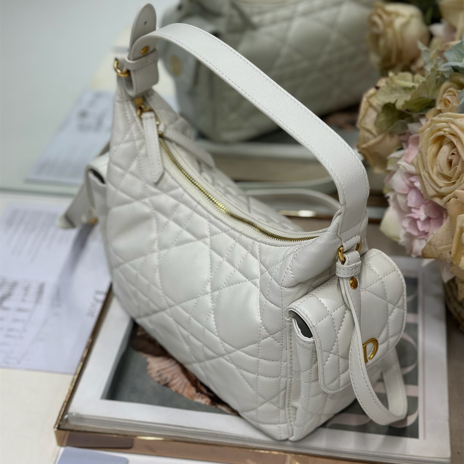 高仿Dior*D-Dream系列M632M030小羊皮單肩包中號白色免檢版