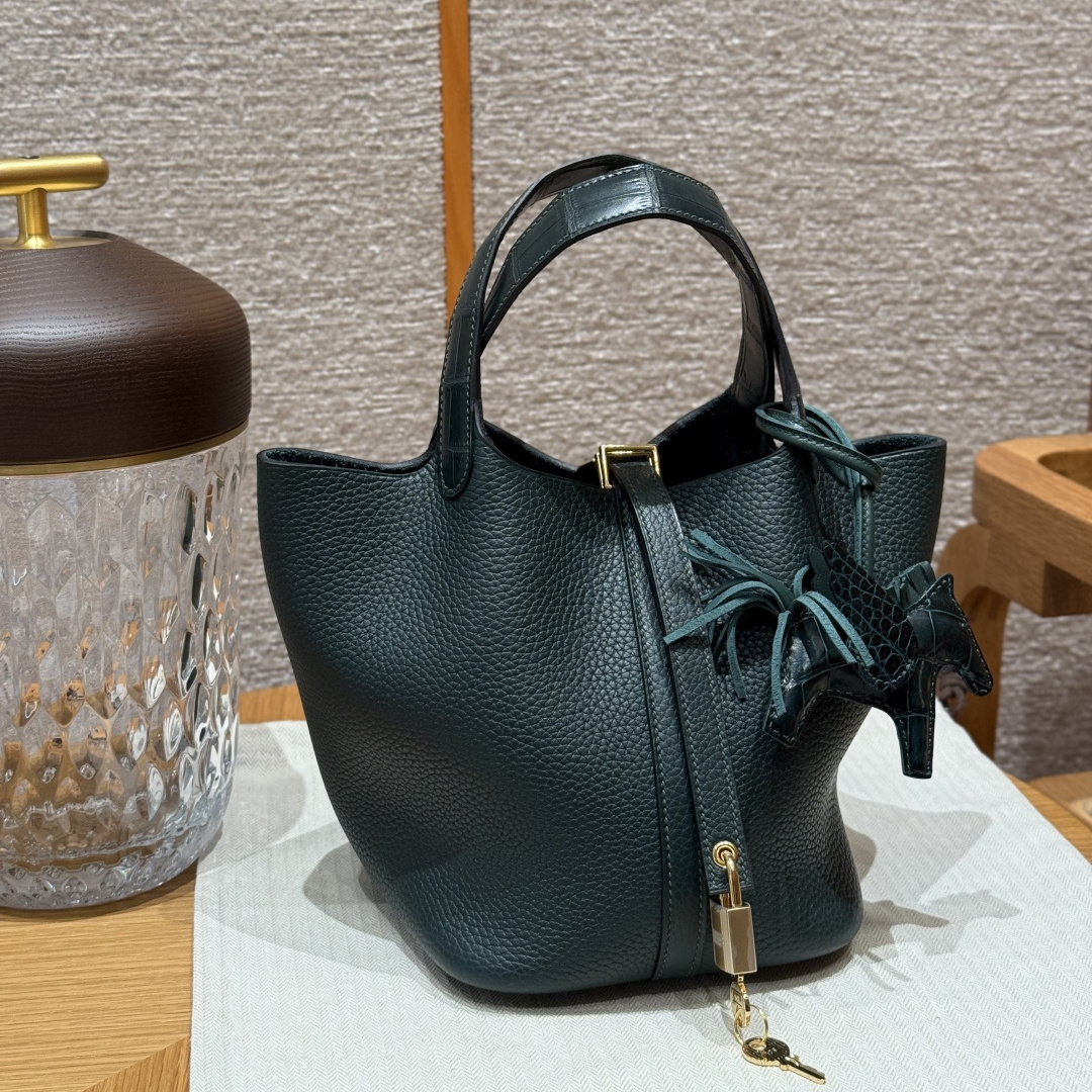 Hermès 愛馬仕 Leather Goods