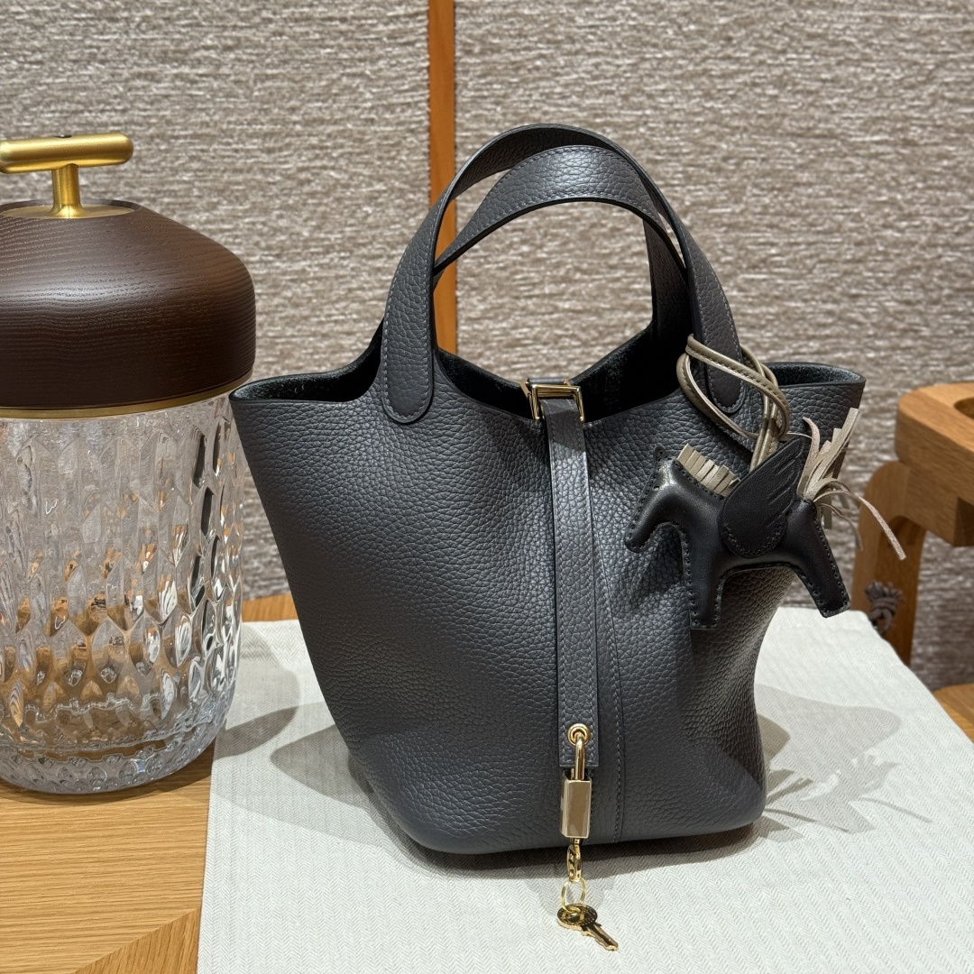 Hermès 愛馬仕 Leather Goods