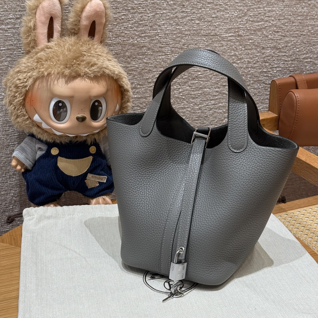 Hermès 愛馬仕 Leather Goods