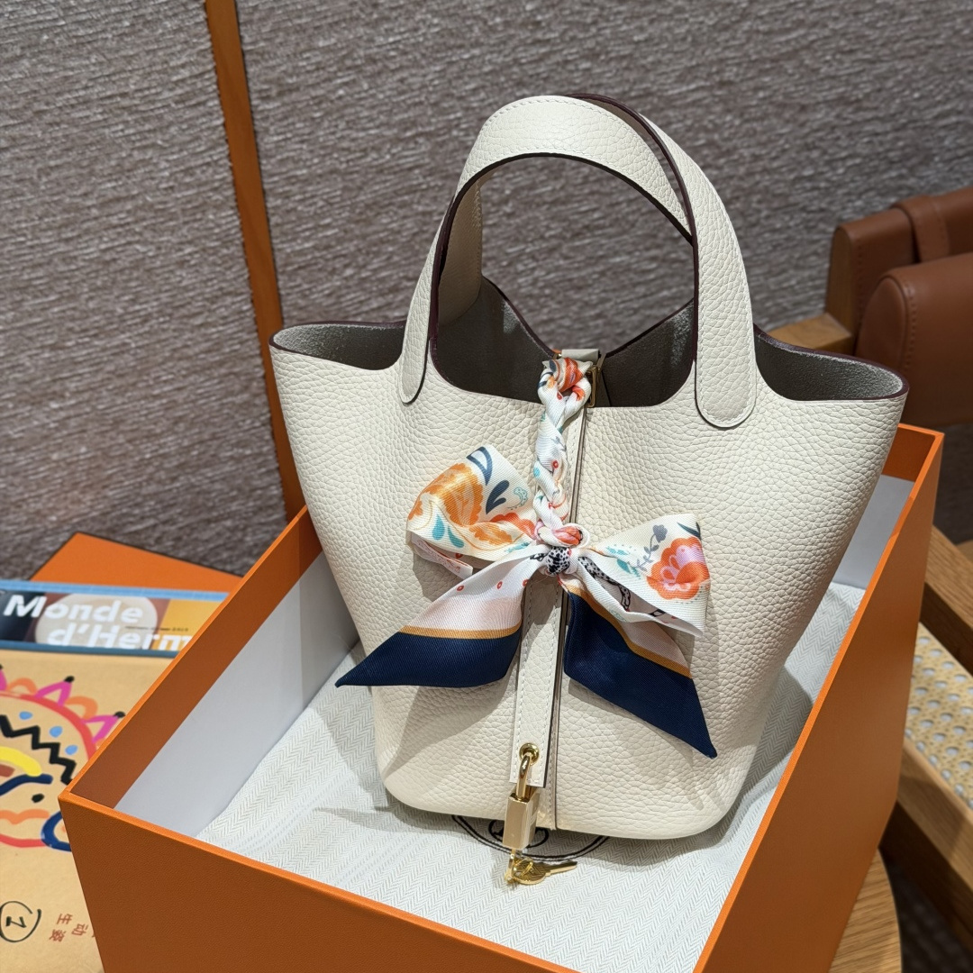 Hermès 愛馬仕 Leather Goods