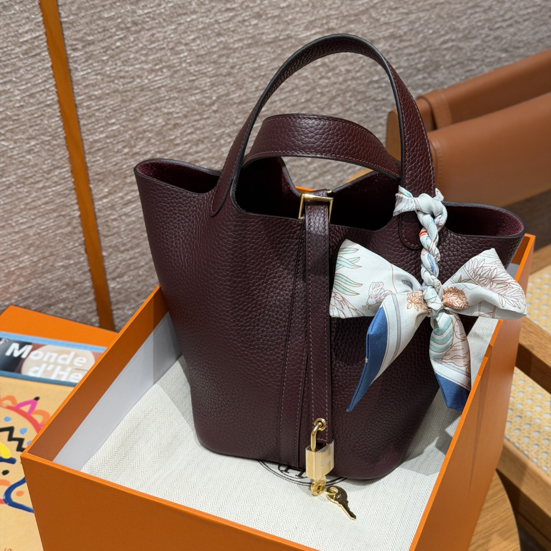 Hermès 愛馬仕 Leather Goods