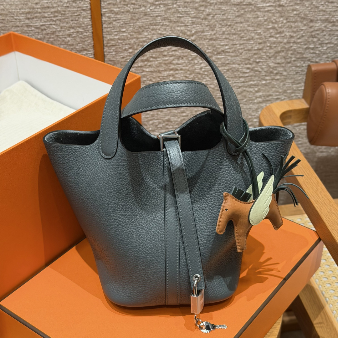 Hermès 愛馬仕 Leather Goods