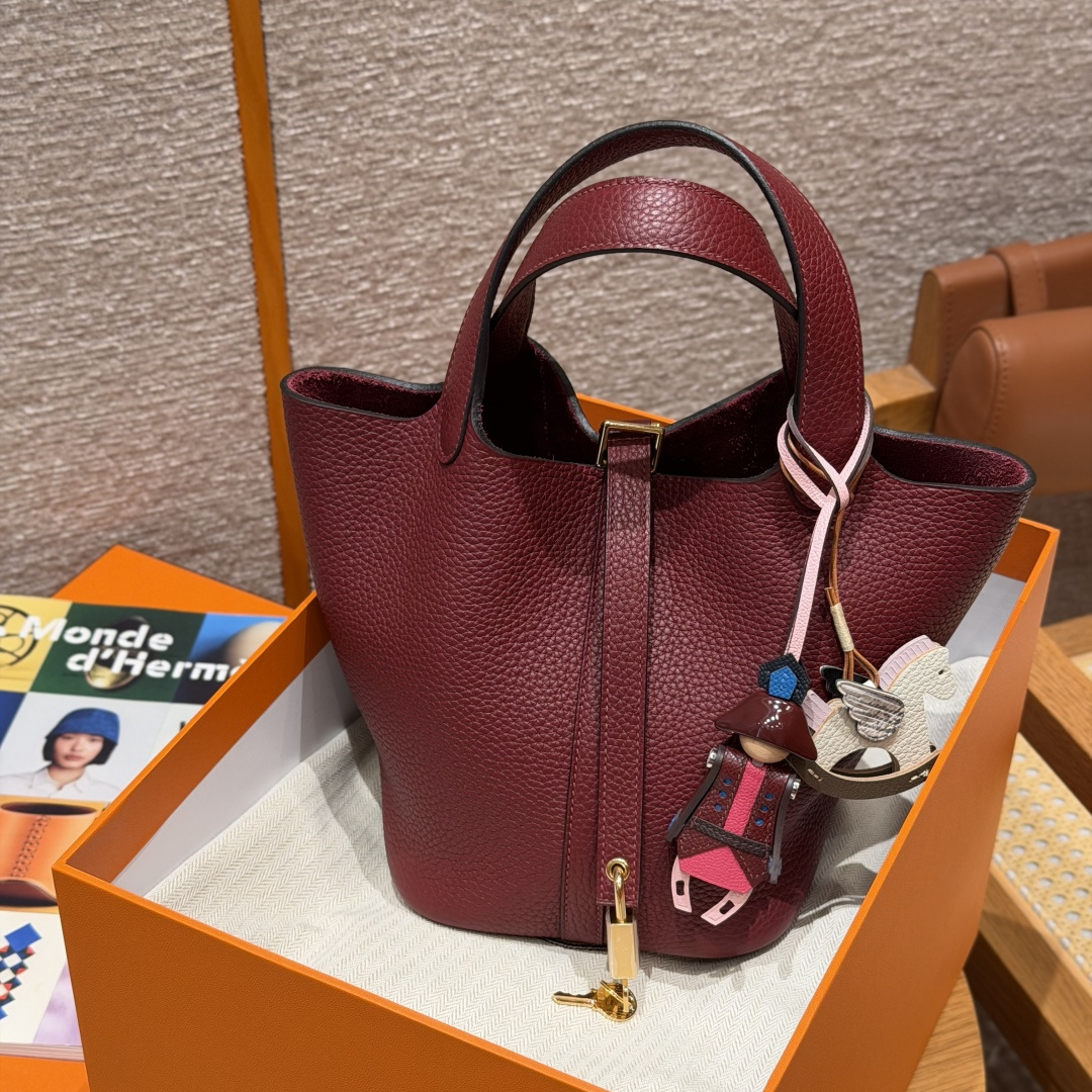 Hermès 愛馬仕 Leather Goods