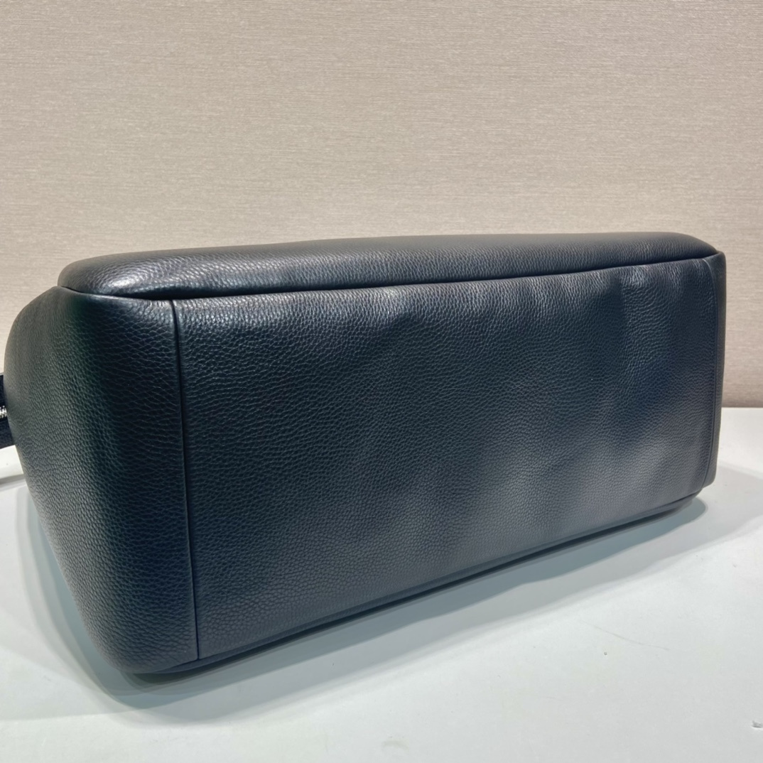 Prada 普拉達 Leather Goods