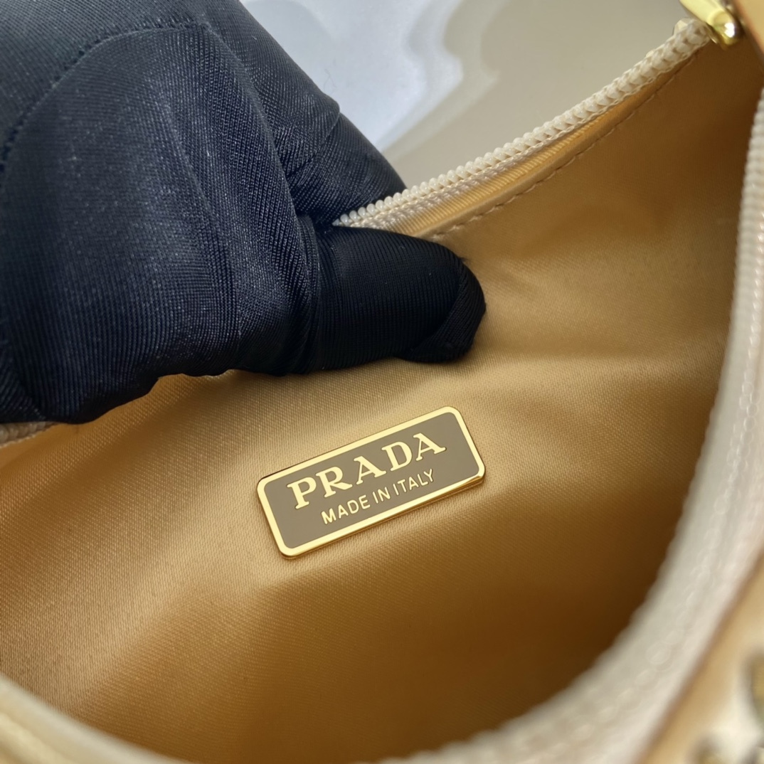 Prada 普拉達 Leather Goods